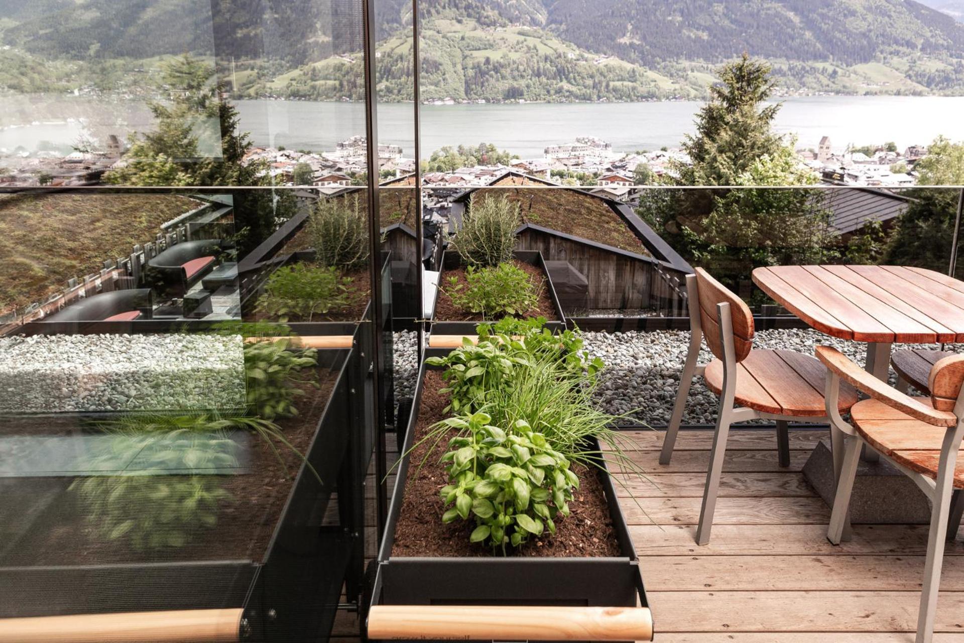 Senses Violett Suites - Adults Only Zell am See Exterior photo